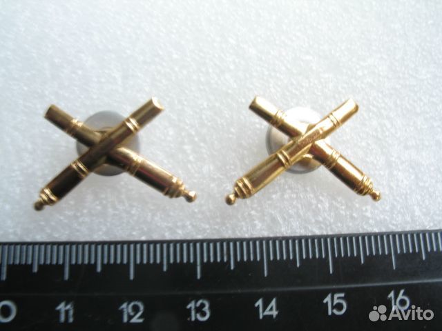 Эмблемы увеличенного размера артиллерии на погоны