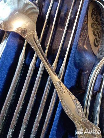 Набор столовых приборов