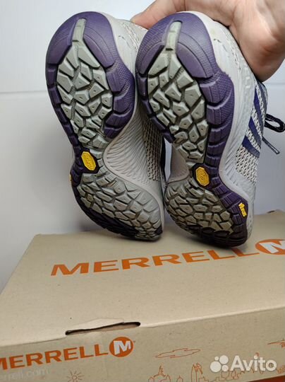 Босоногие кроссовки Merrell Pace Glove 3