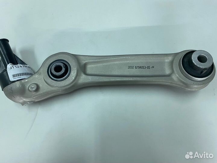 Рычаг передний левый 31126794203