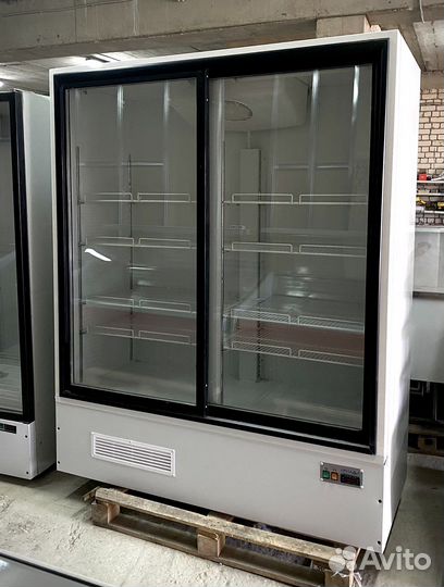 Холодильный шкаф для напитков