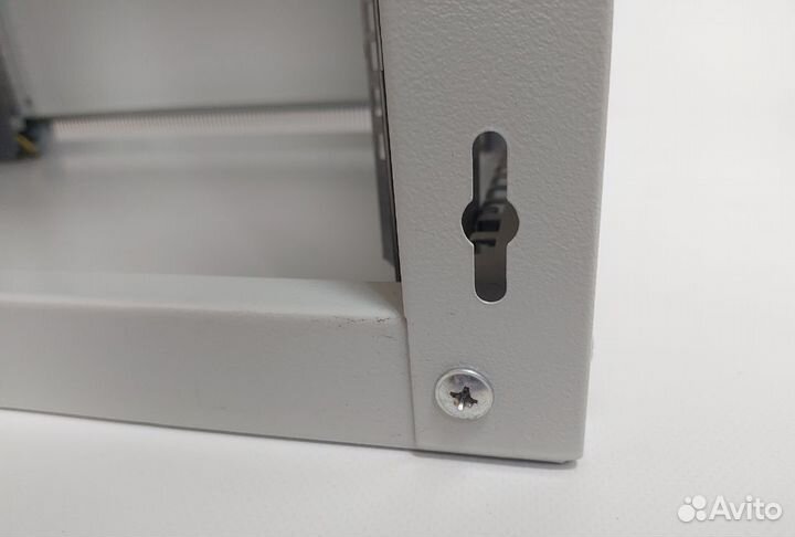 Телекоммуникационный шкаф