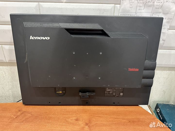 Монитор Lenovo ThinkVision LT2452 pwC
