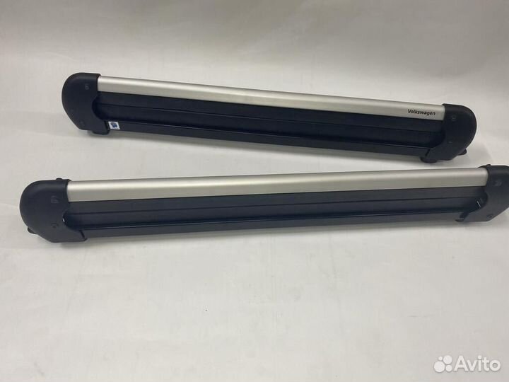 Держатель лыж и сноуборда 000071129N