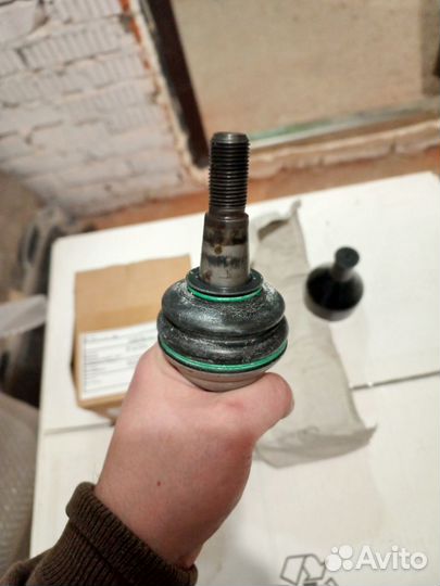 BMW 5/6/7 Опора шаровая нижняя перед