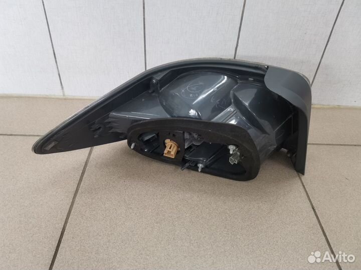 Фонарь задний правый Mazda CX-7