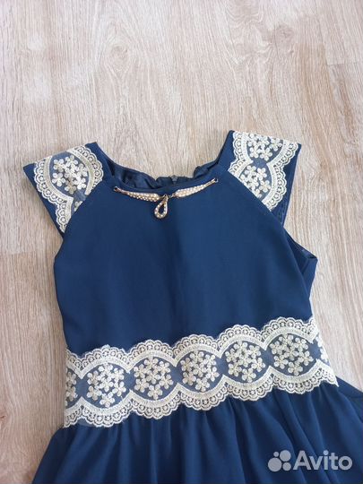 Платье для девочки 140-146