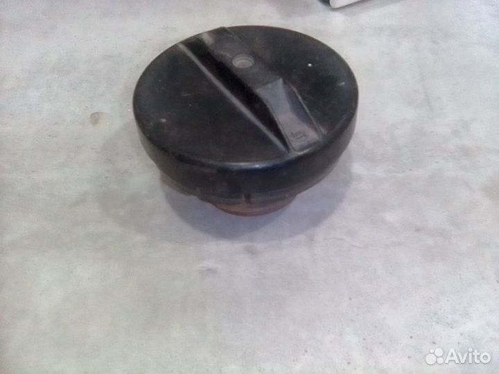 Тойота пробка бака