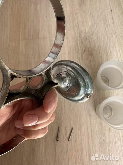 Держатель для зубных щеток