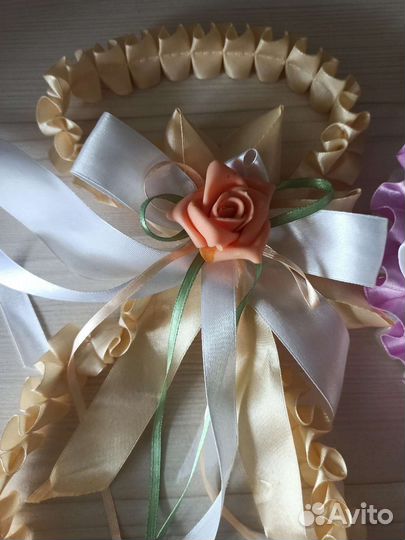 Свадебные аксессуары на стол. Свеча и укр на шамп