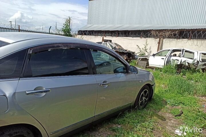 Дверь Nissan Bluebird Sylphy g11