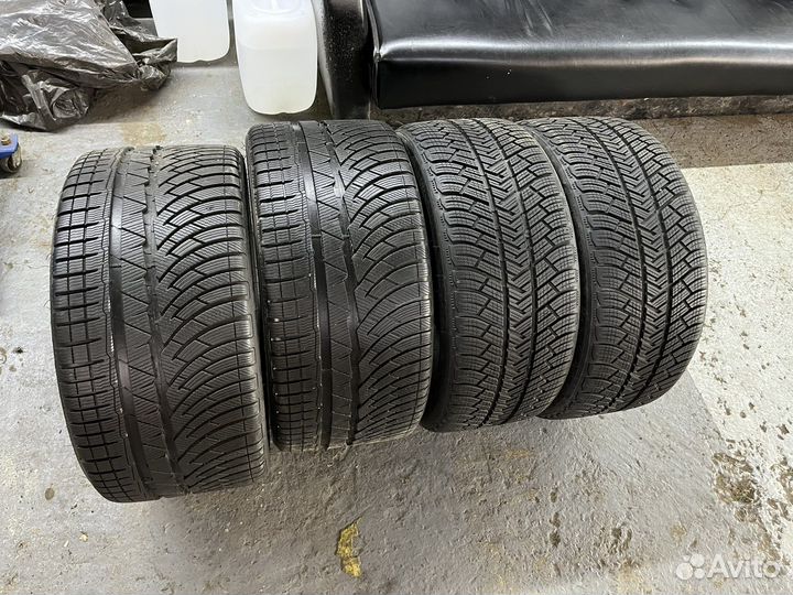 Michelin Alpin 4 245/35 R20 и 275/30 R20