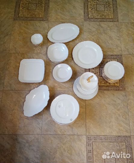 Сервиз столовый фарфор. Bernadotte 12 персон чехия
