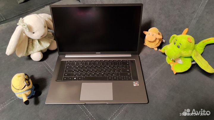 Honor magicbook 16 hym-w56