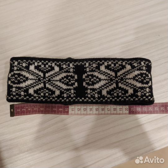 Повязка на голову вязаная