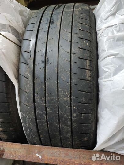 Bridgestone Dueler H/L 235/55 R20