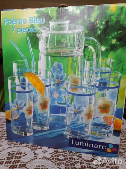 Набор под вино, кувшин со стаканами. Стаканы