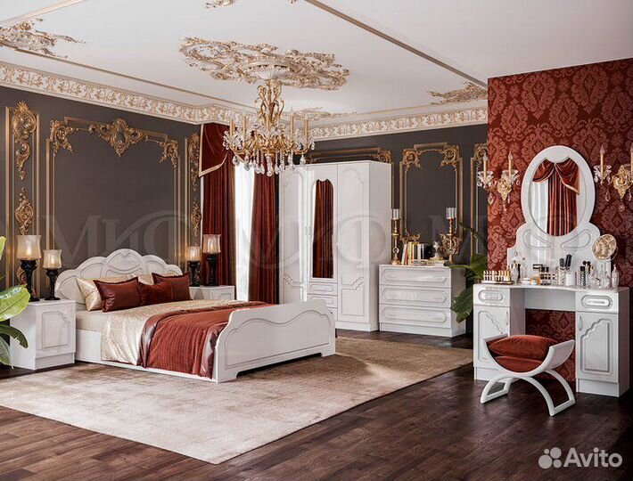 Спальный гарнитур