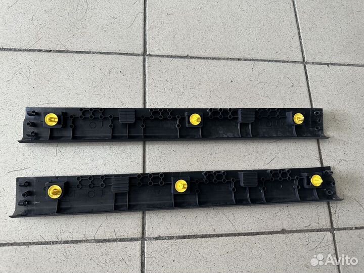 Накладка переднего порога внутренняя Форд Фокус 3