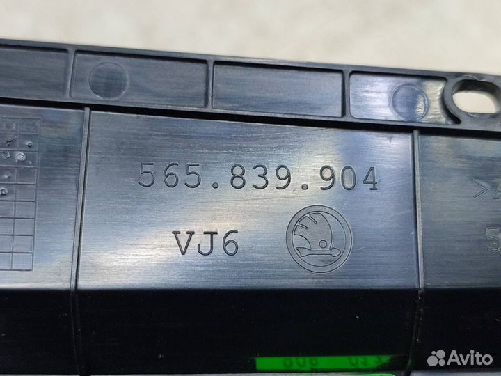 Накладка двери задняя правая Skoda Kodiaq 2016