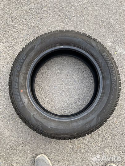 Roadstone Winguard WinSpike SUV 225/60 R17