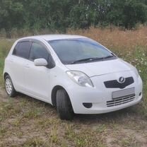 Toyota Vitz 1.0 CVT, 2005, 264 000 км, с пробегом, цена 450 000 руб.