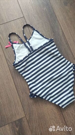 Купальник на 3-4 года
