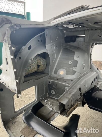 Зад на bmw f10 разбор