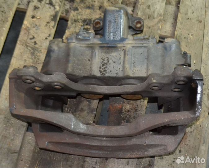 Суппорт FL Volvo Trucks FM12, FH12