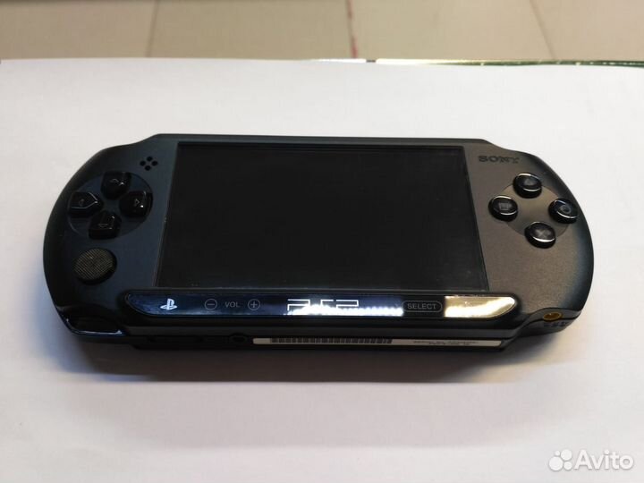 Портативная игровая консоль PSP