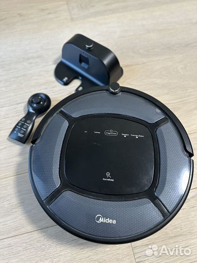 Робот пылесос midea