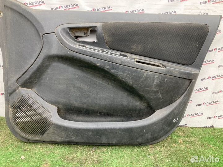 Обшивка боковой двери передняя правая Geely Mk