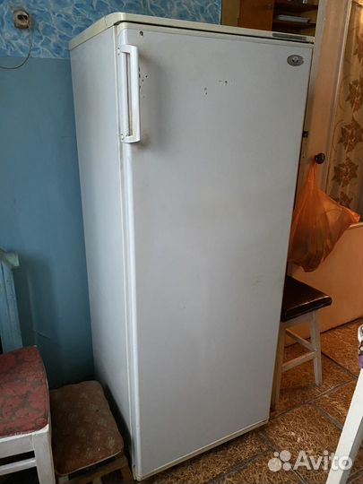 Холодильник Атлант однокамерный б/у в ремонт