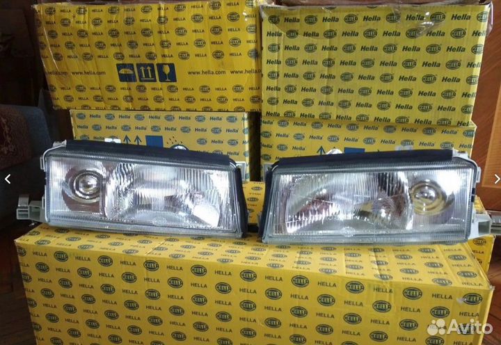 Фары Skoda Octavia 1U 97/00 г.г. новые