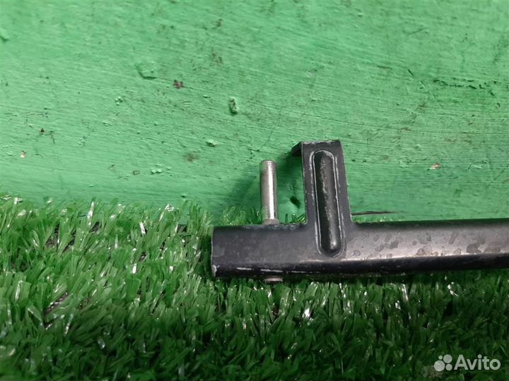 Поводок стеклоочистителя левый Mazda 3 (BK) 2005