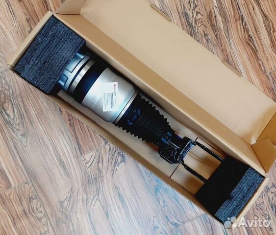 Пневмостойка Порше Кайен 958 передняя