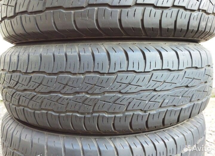Bridgestone Dueler H/T 687 215/70 R16 99H