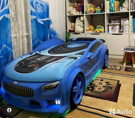 Кровать машина