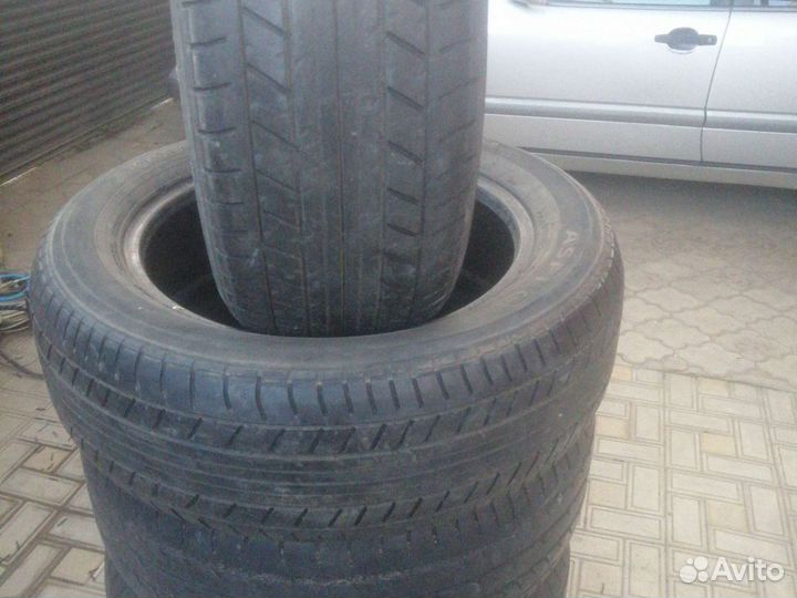 Yokohama A359 215/60 R17