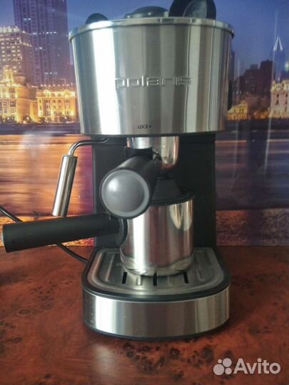 Кофеварка рожковая polaris