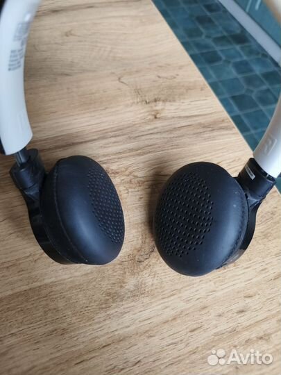 Беспроводные наушники philips