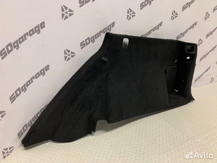 Обшивка багажника задняя правая Mercedes Gle W166
