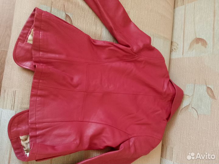 Куртка кожаная женская