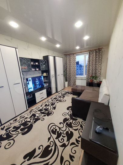 2-к. квартира, 45 м², 3/3 эт.