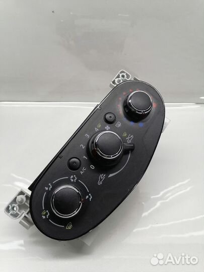 Блок управления отопителем ваз (LADA) xray