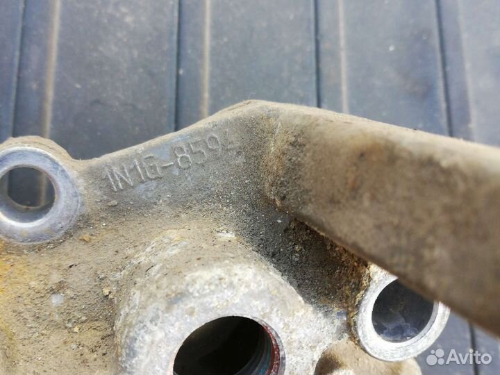 Фланец двигателя системы охлаждения Форд фокус 2