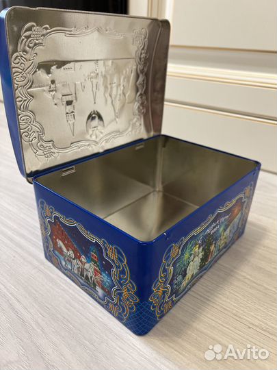 Жестяная коробка