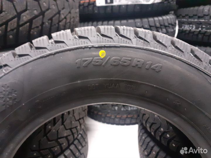 Viatti Brina Nordico V-522 175/65 R14 82T