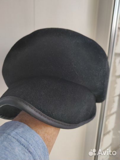 Шляпа-кепка новая из фетра