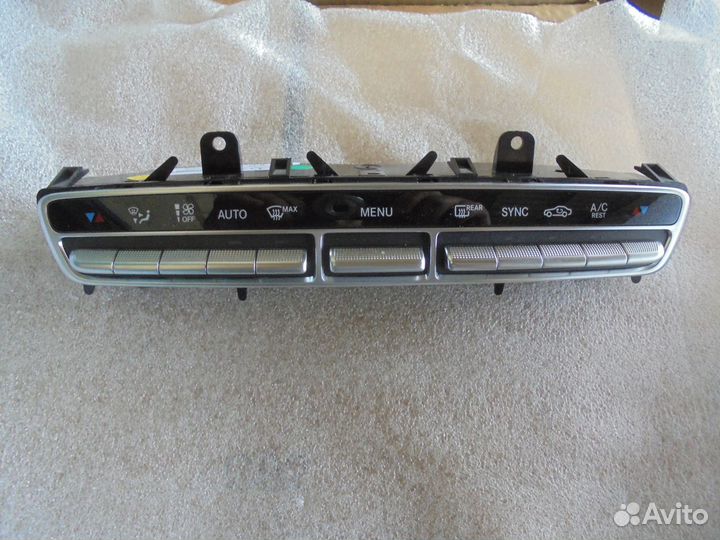 Блок управления климатом Mercedes Benz W213